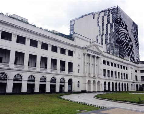 de la salle university admission.